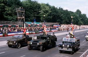 HMMWV M1025 1984 года 